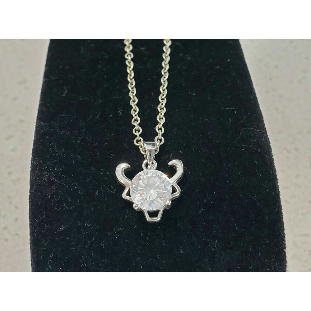 Beautiful Sterling Silver CZ Solitaire Pendant Necklace 925